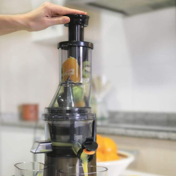 SOKOVNIK 200W Black&Decker BXJE200E