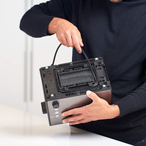 TOSTER IZ NEHRĐAVOG JEKLA 900W Black&Decker BXTO900E