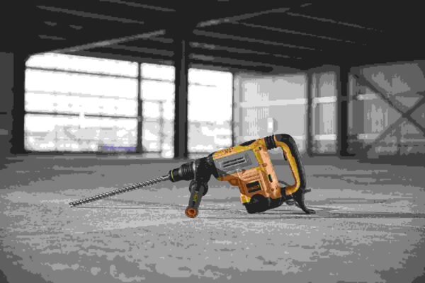 ELEKTROPNEUMATSKI KOMBINIRANI ČEKIĆ SDS MAX Dewalt D25604K