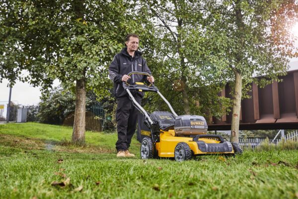 AKU KOSILICA 2X 18 V 5,0Ah XR Dewalt DCMW564P2