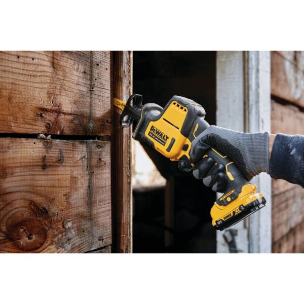 KOMPAKTNA SABLJASTA PILA 2 x 2Ah 12V XR Li-Ion Dewalt DCS312D2