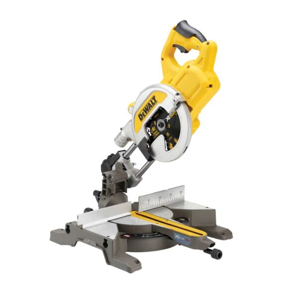 AKU FLEXVOLT POTEZNA PILA 54V 216MM Dewalt DCS777N